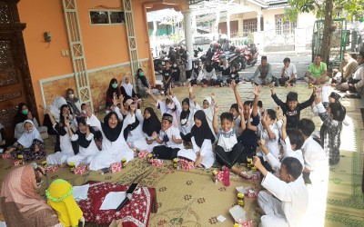 Kisah Imam Syafi’i. Kisah yang menarik untuk dikisahkan kepada anak-anak